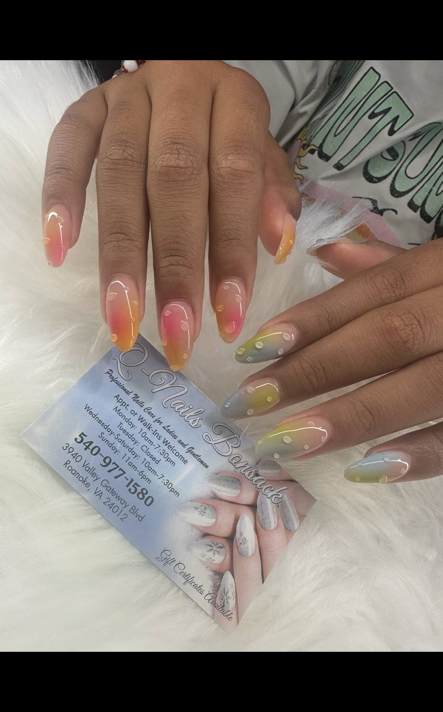Sunset ombré nails by Rebecca